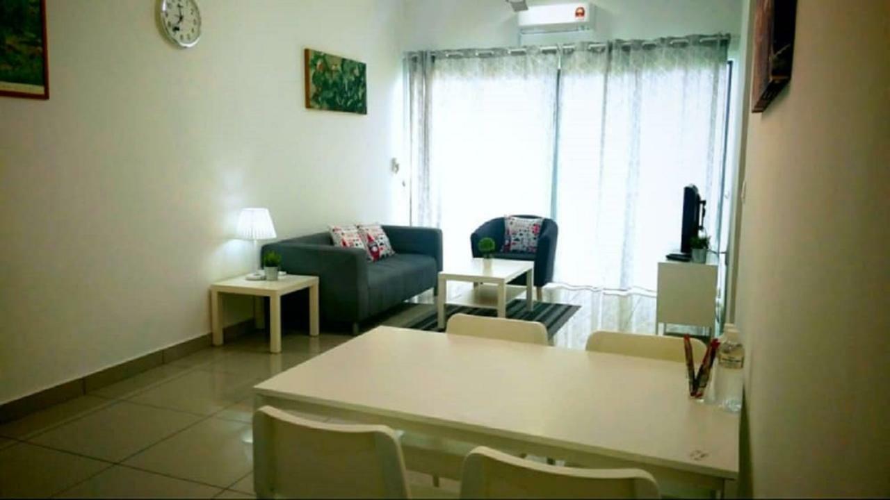 Bangi Almyra Suite מראה חיצוני תמונה