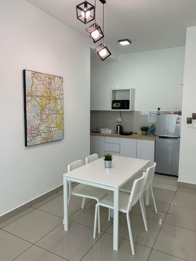 Bangi Almyra Suite מראה חיצוני תמונה